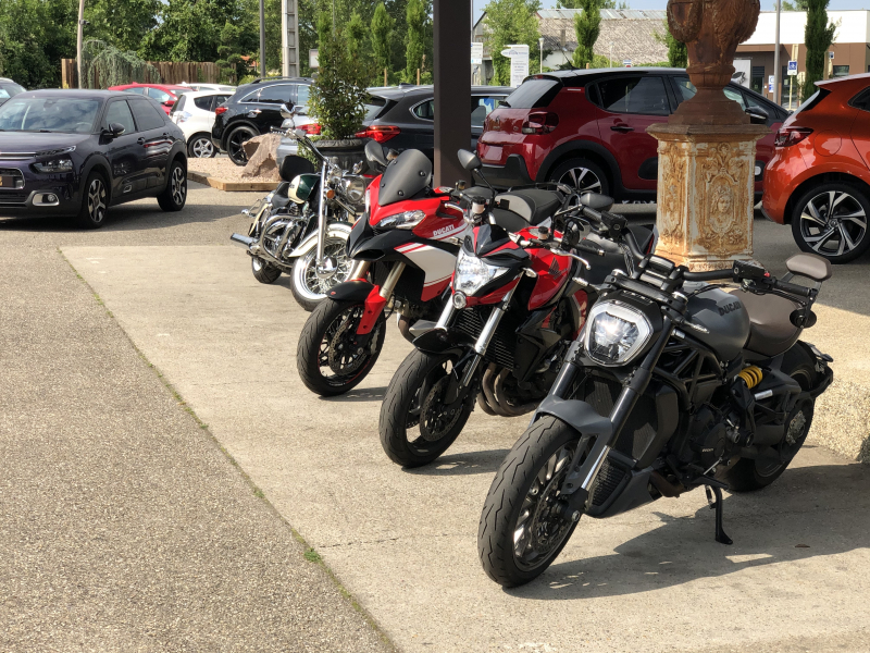 Trouvez la moto de vos rêves au garage CSA !